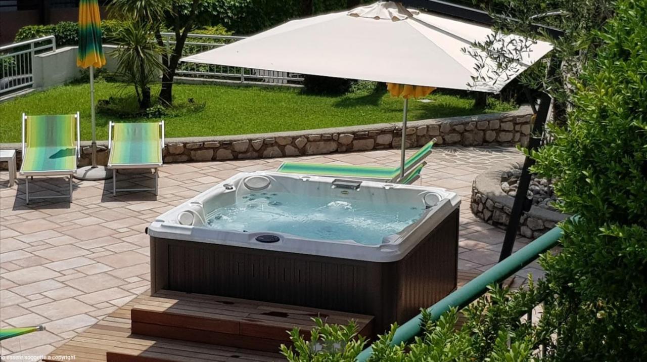 Appartamenti Villa Clivia Limone sul Garda Εξωτερικό φωτογραφία